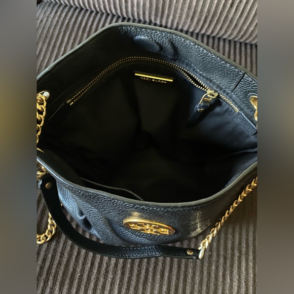 Tory Burch Carson Swingpack Black Leather Gold Chain Strap Adjustable beautiful😍 - Picture 6 of 14